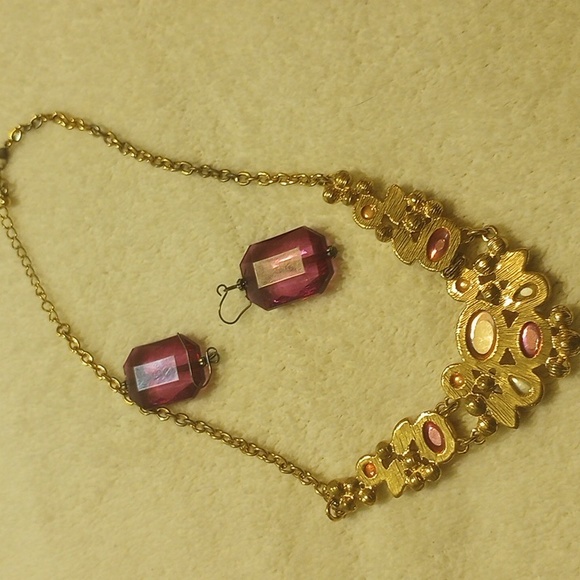 Gold belt - Picture 2 of 2